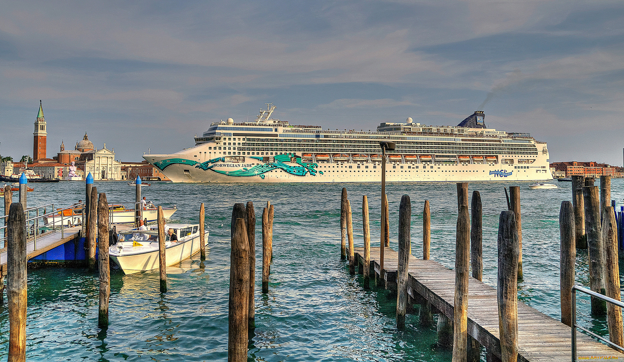 norwegian jade, ,  , , , 